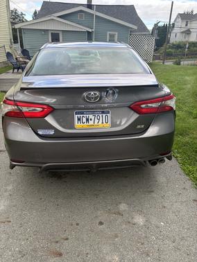 Gray 2018 Toyota Camry SE