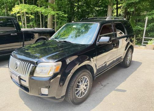 Black 2010 Mercury Mariner Premier
