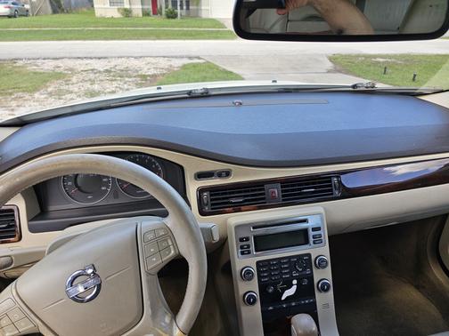 2010 Volvo V70 3.2 R-Design