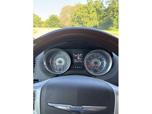2015 Chrysler Town & Country Limited Platinum