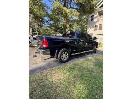2017 RAM 3500 SLT