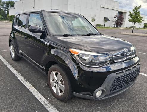 Black 2018 Kia Soul Base