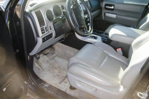 2008 Toyota Sequoia Platinum