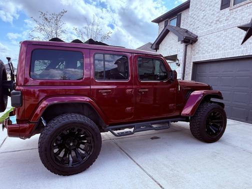 2021 Jeep Wrangler Unlimited Sahara High Altitude