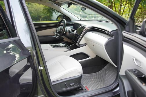 Gray 2023 Hyundai TUCSON Limited