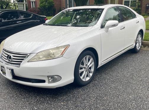2011 Lexus ES 350 Base