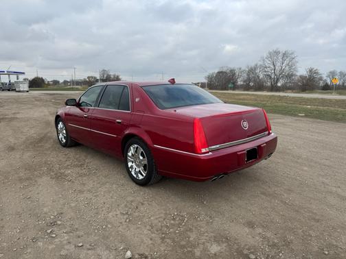 2011 Cadillac DTS Platinum Collection