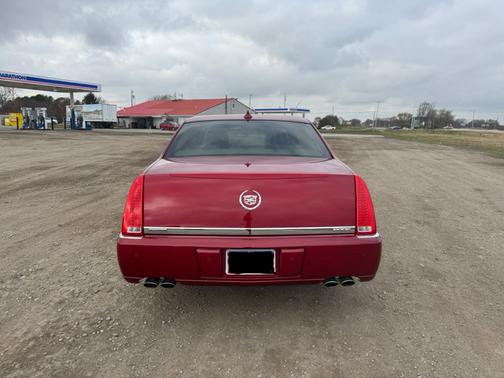 2011 Cadillac DTS Platinum Collection