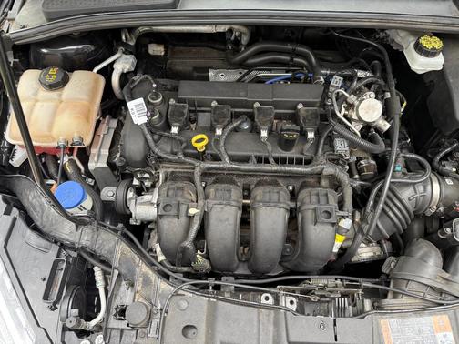Black 2018 Ford Focus S