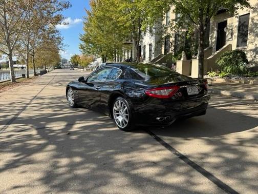 Black 2008 Maserati GranTurismo Base