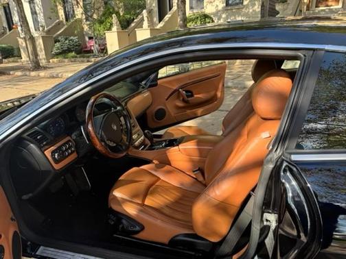 Black 2008 Maserati GranTurismo Base