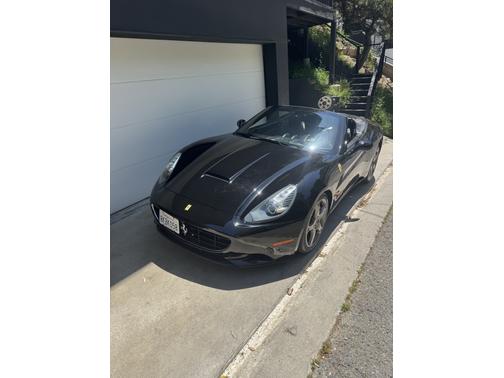 2010 Ferrari California Base