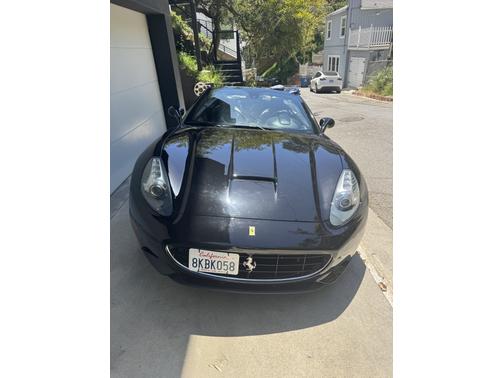 2010 Ferrari California Base