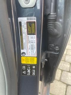 Photo 4 of 10 of 2016 BMW 750 i xDrive