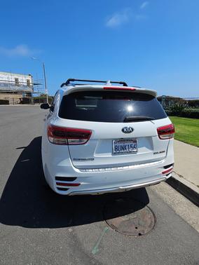 White 2016 Kia Sorento SXL