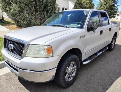 Silver 2007 Ford F-150 XLT SuperCrew