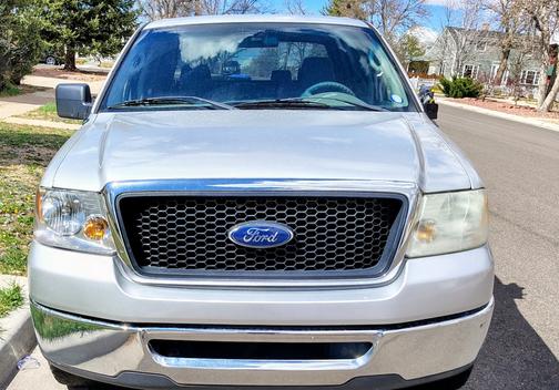 Silver 2007 Ford F-150 XLT SuperCrew