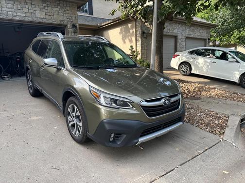 Green 2022 Subaru Outback Touring XT