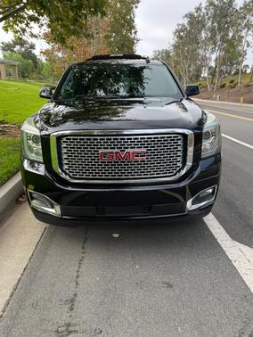 Black 2017 GMC Yukon Denali