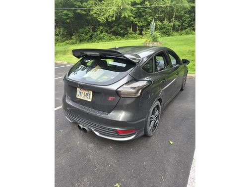 2018 Ford Focus ST Base