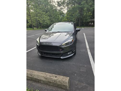 2018 Ford Focus ST Base