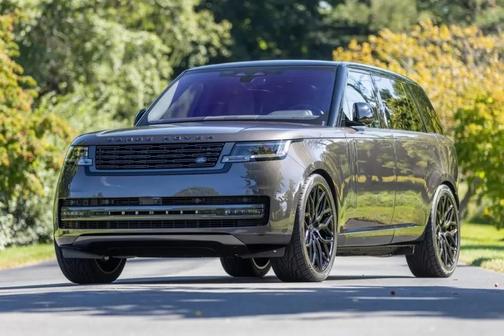 Gray 2023 Land Rover Range Rover P400 SE LWB 7 Seat