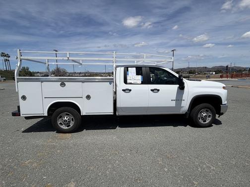 White 2024 Chevrolet Silverado 2500 WT