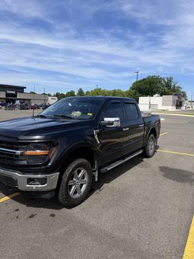 Black 2024 Ford F-150 XLT