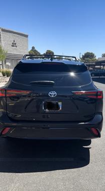 2021 Toyota Highlander Hybrid Platinum