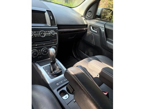 2014 Land Rover LR2 Base