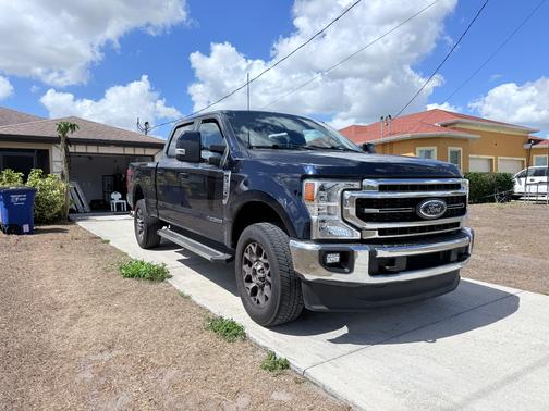 Blue 2022 Ford F-350 Lariat