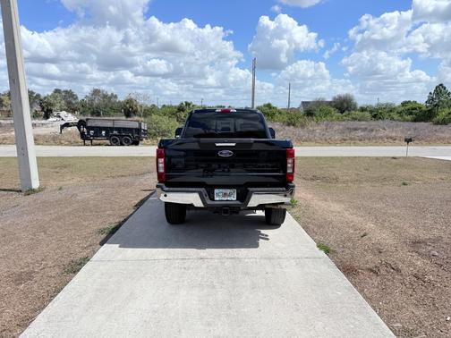 Blue 2022 Ford F-350 Lariat
