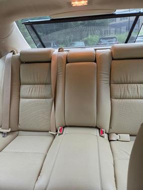 Gold 2006 Acura RL Base