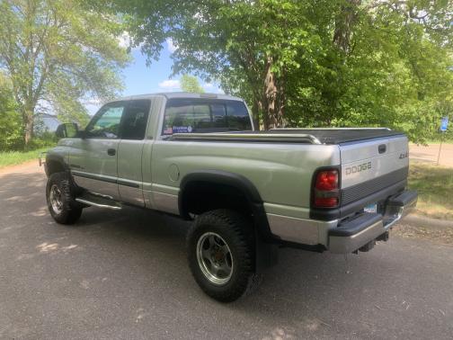 Photo 4 of 24 of 2002 Dodge Ram 2500 Quad Cab