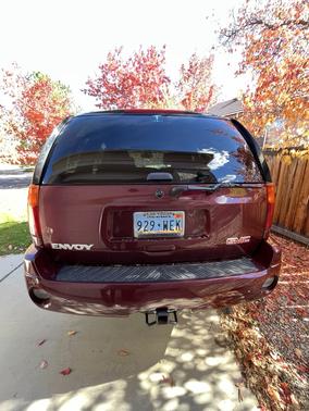 Red 2003 GMC Envoy SLT
