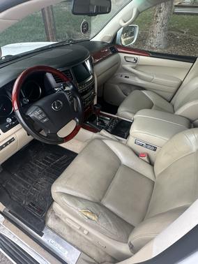 White 2008 Lexus LX 570 Base
