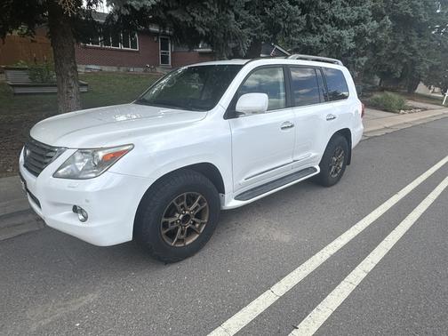 White 2008 Lexus LX 570 Base