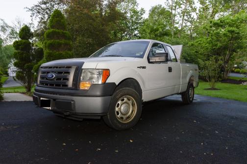 Photo 1 of 17 of 2010 Ford F-150 XL SuperCab