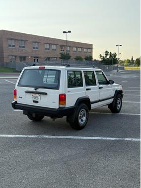 1997 Jeep Cherokee Sport 4WD