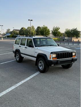 1997 Jeep Cherokee Sport 4WD
