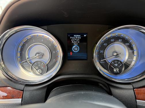 2013 Chrysler 300 Base