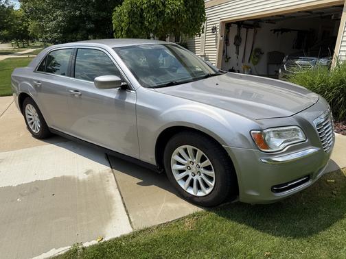 2013 Chrysler 300 Base