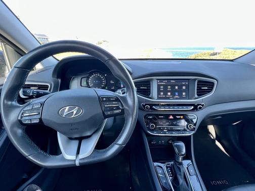 2018 Hyundai IONIQ Plug-In Hybrid Limited