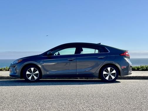 2018 Hyundai IONIQ Plug-In Hybrid Limited