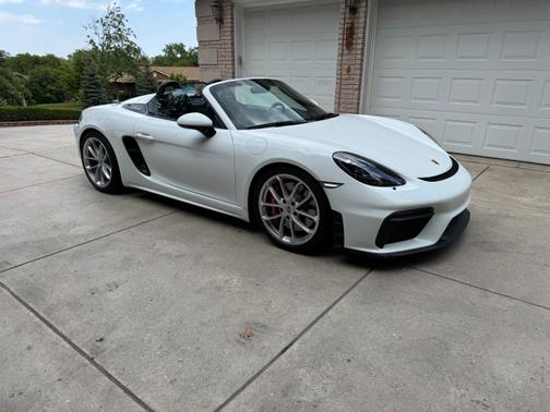 2020 Porsche 718 Spyder Base