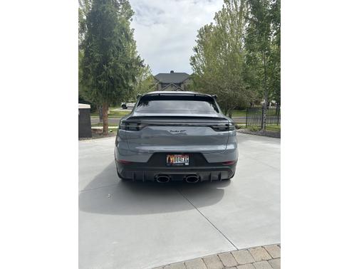 2022 Porsche Cayenne Turbo GT