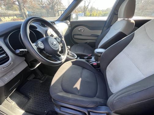2015 Kia Soul Base