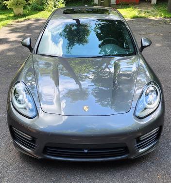 2014 Porsche Panamera Panamera GTS
