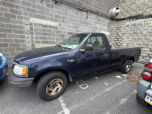 2002 Ford F-150 XL