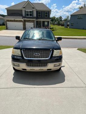Black 2005 Ford Expedition King Ranch